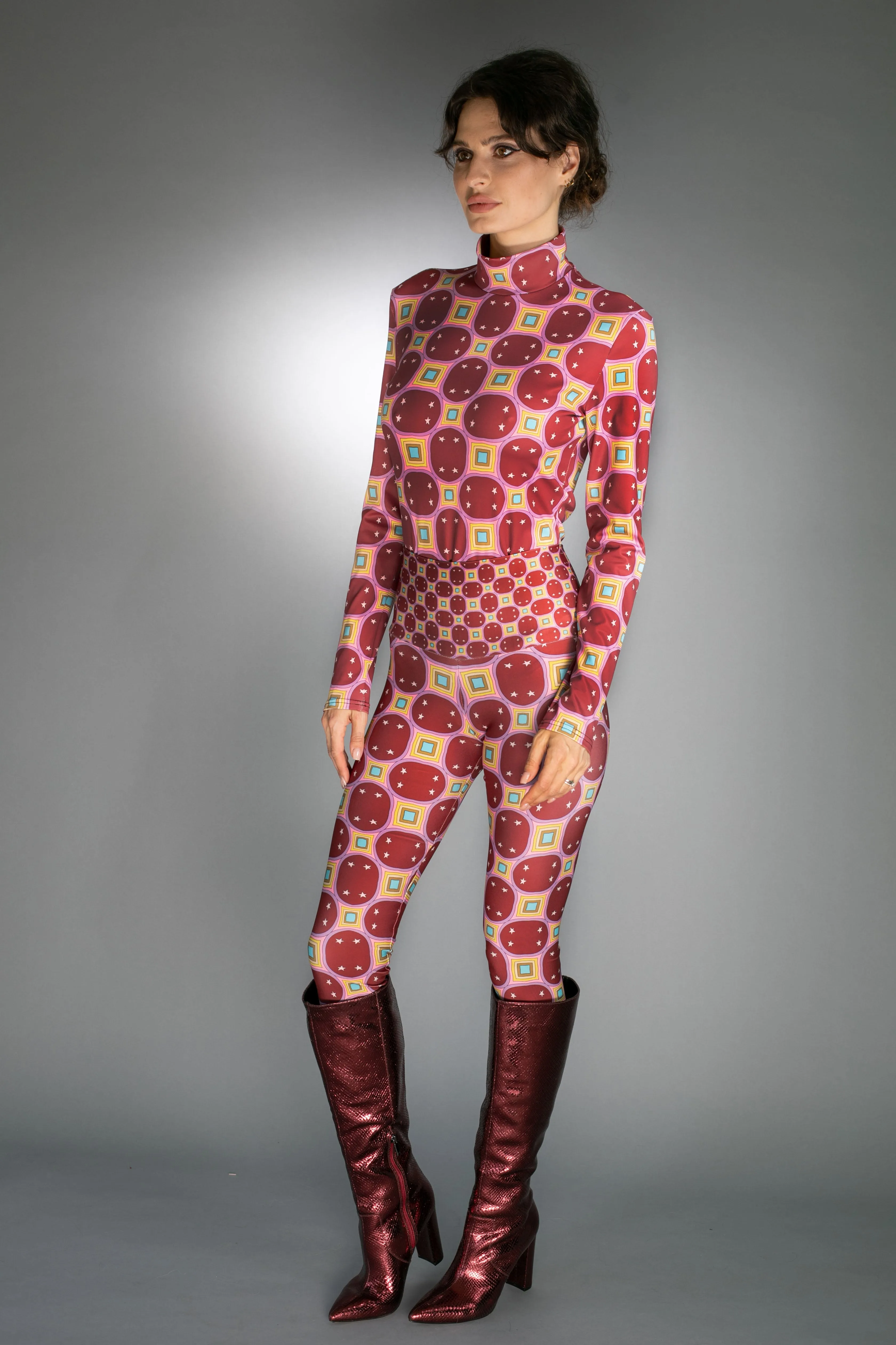 ED-002WE- LEGGINGS- STARS RAINBOW DARK RED