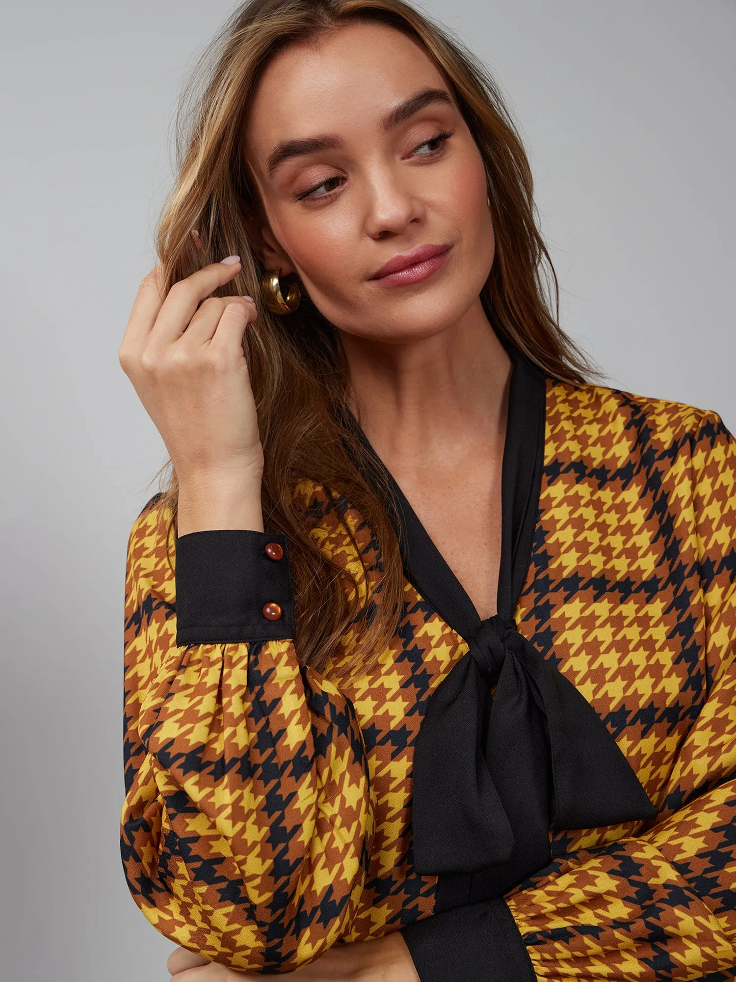 Long Sleeve Houndstooth Plaid Blouse