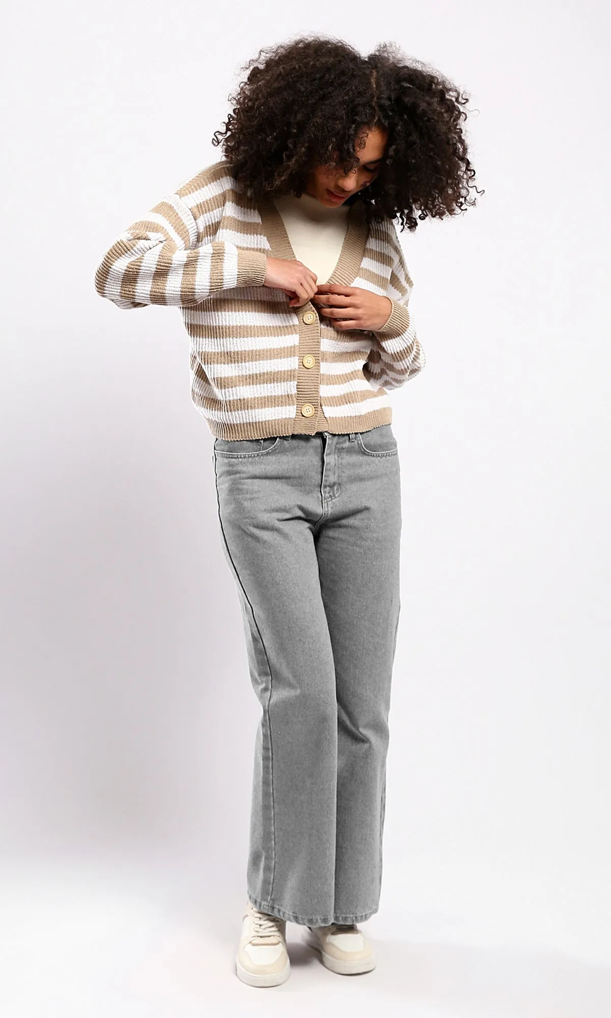 O173656 Dark Beige & White Long Sleeves Short Cardigan 