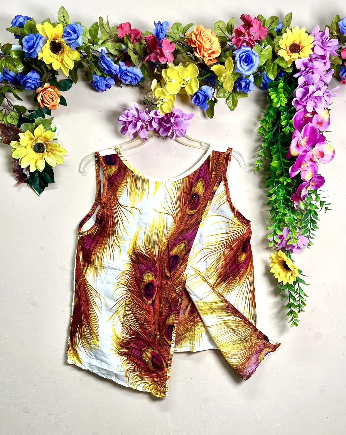 Thai Sleeveless Tank Top