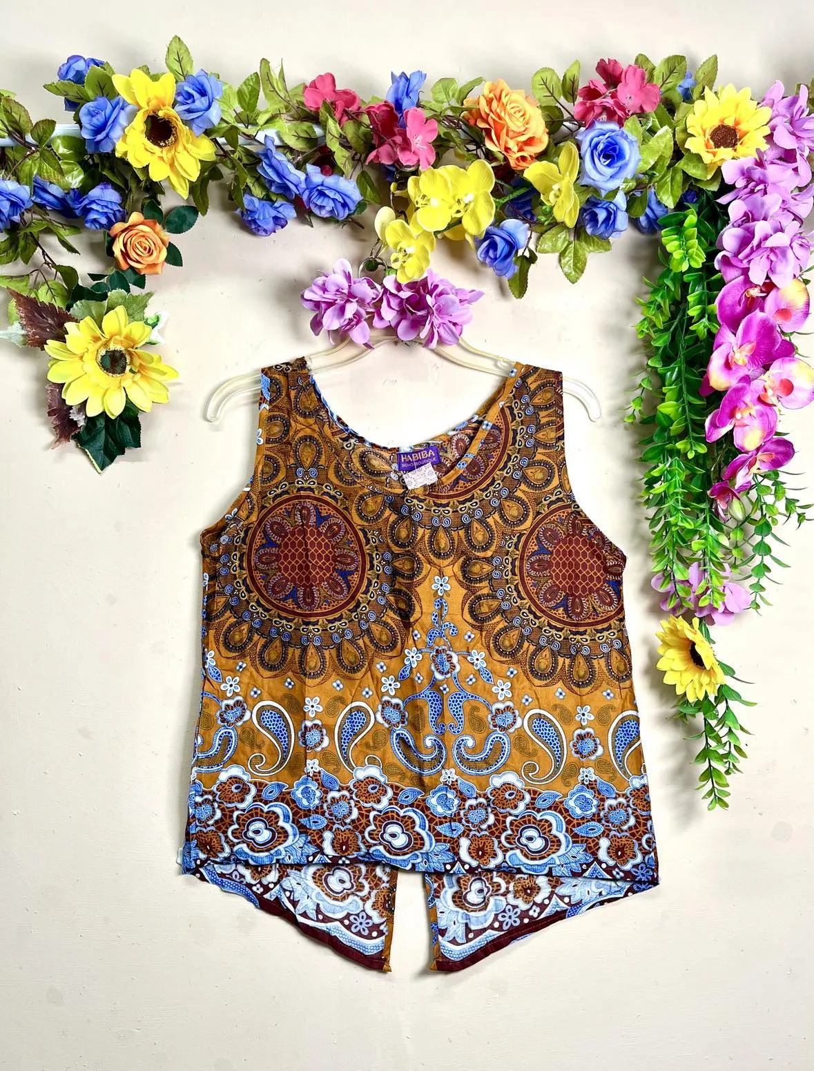 Thai Sleeveless Tank Top