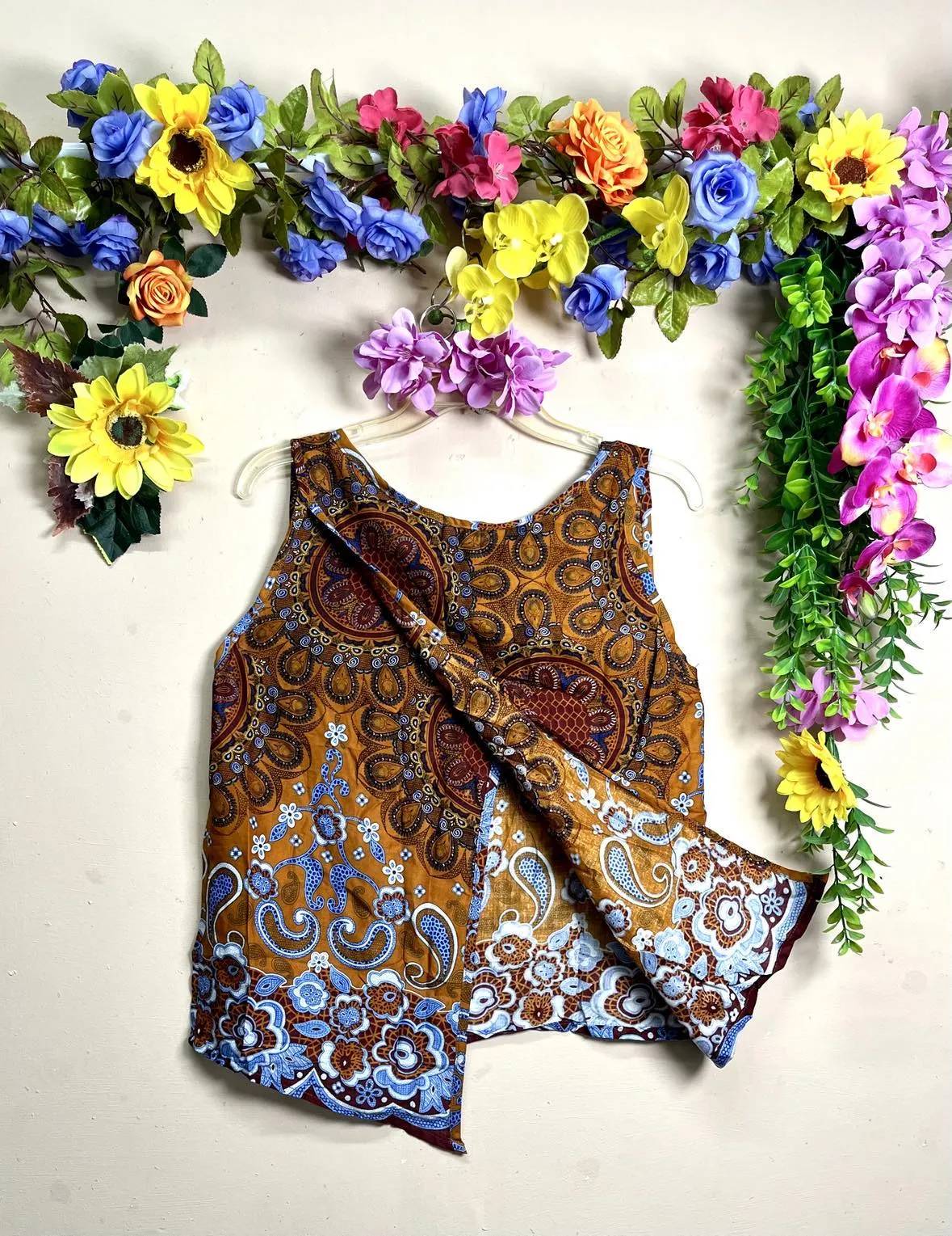 Thai Sleeveless Tank Top