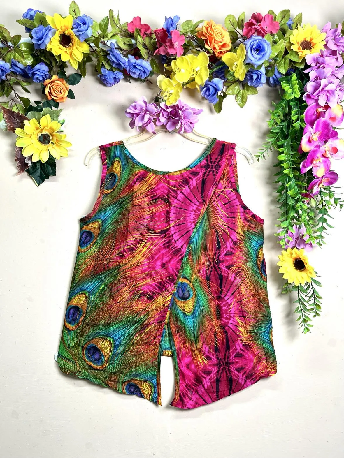 Thai Sleeveless Tank Top