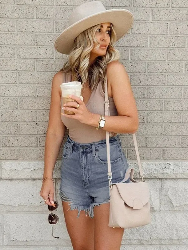 Women's Ripped Casual Denim Shorts High Waist Looks Slim