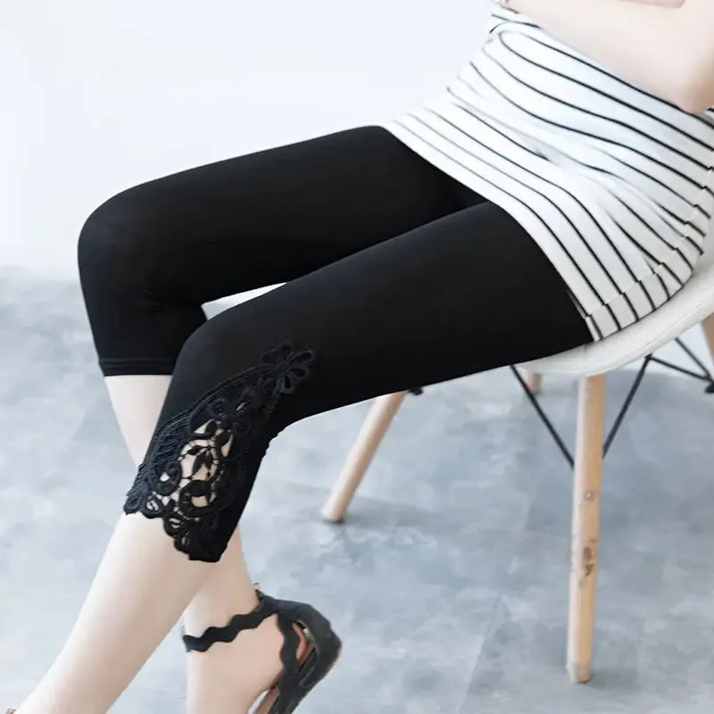 Women’s Summer Hollow Lace Capri Leggings
